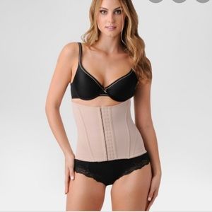 Belly Bandit mother Tucker corset.
